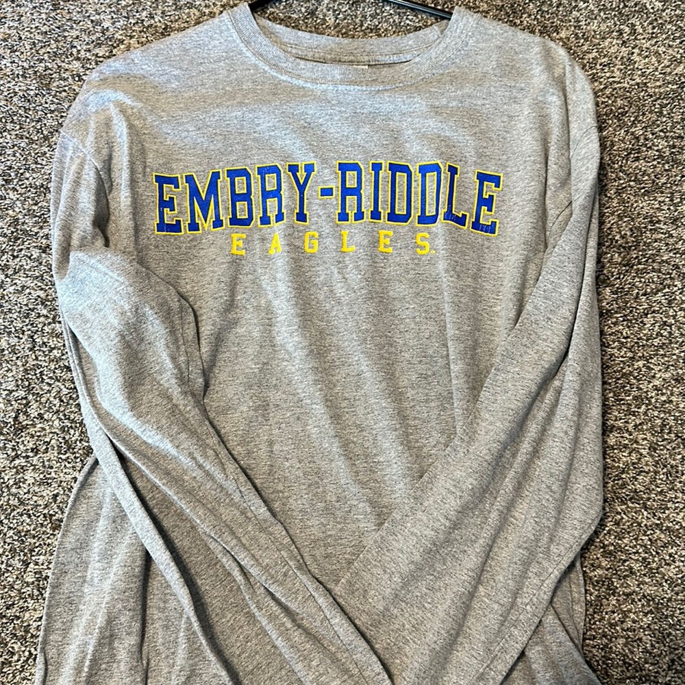 Embry riddle aeronautical university eagles long sleeve shirt medium
